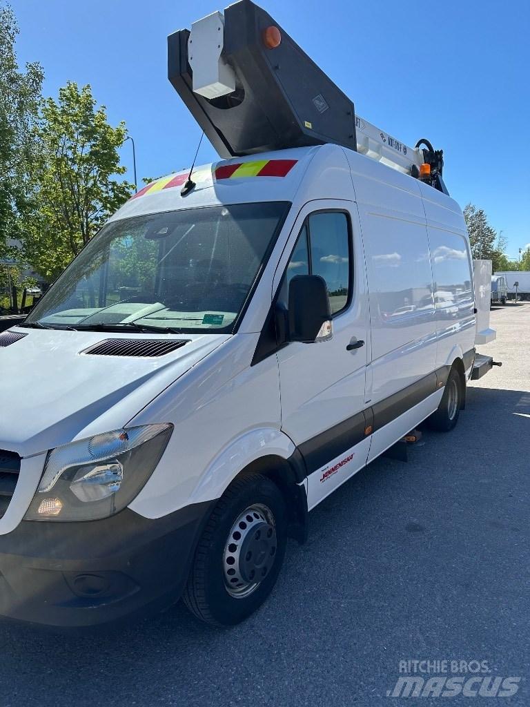 VERSALIFT VDT-170-F Nostolava-autot