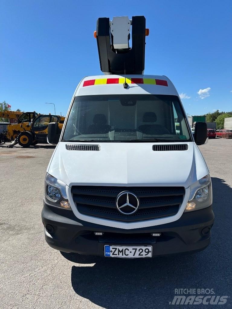 VERSALIFT VDT-170-F Nostolava-autot