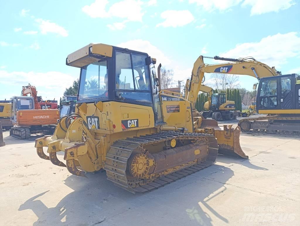 CAT D 4 K Telaketjupuskutraktorit