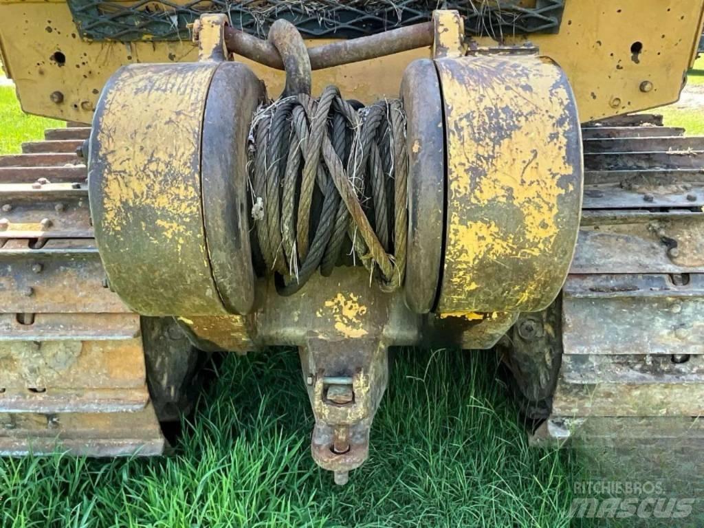 CAT D 7 G Telaketjupuskutraktorit
