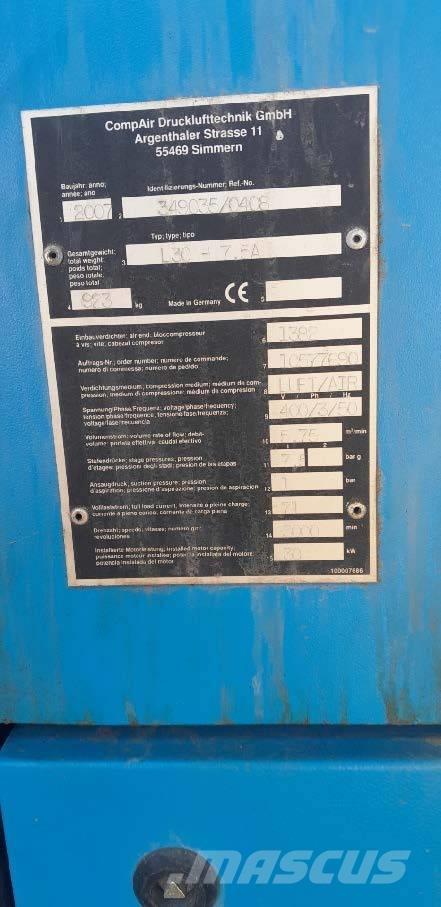 Compair L30-7.5A Kompressorit
