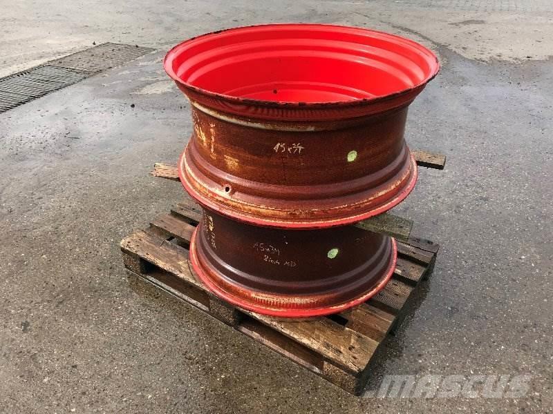  SONSTIGE 15 x 34 Muut maatalouskoneet