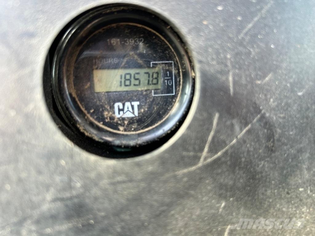 CAT 303.5 C Minikaivukoneet < 7t