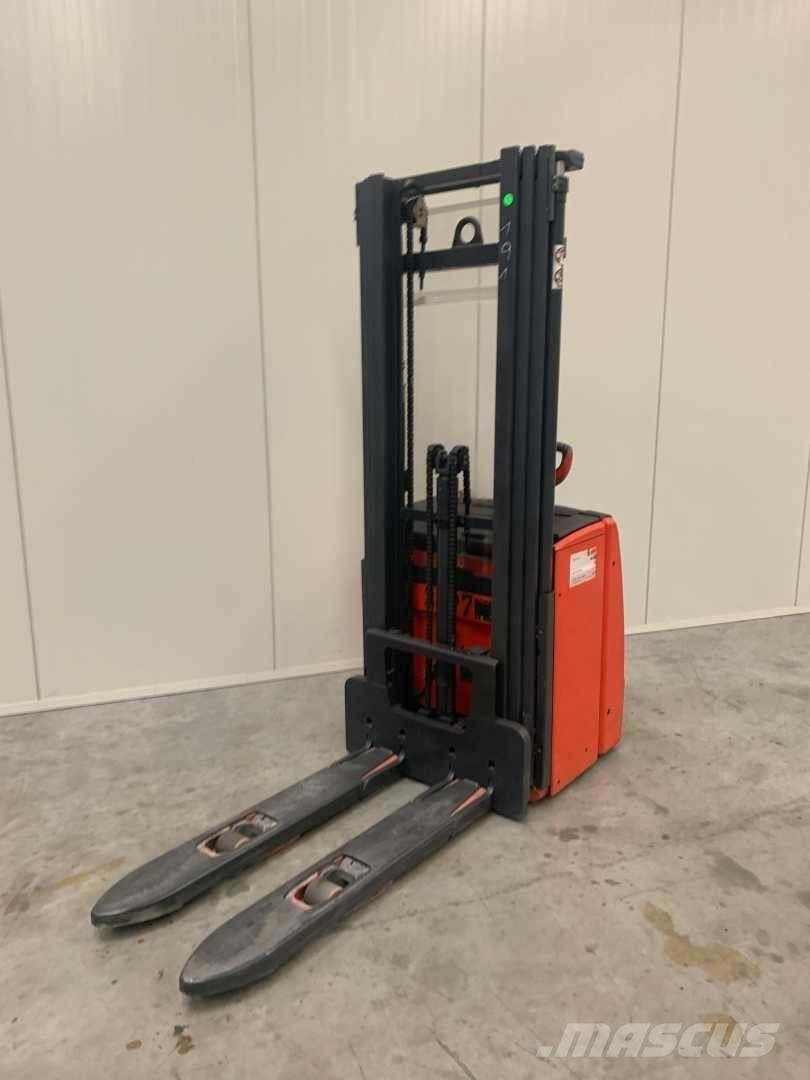 Linde L14I Ajettavat pinoamisvaunut