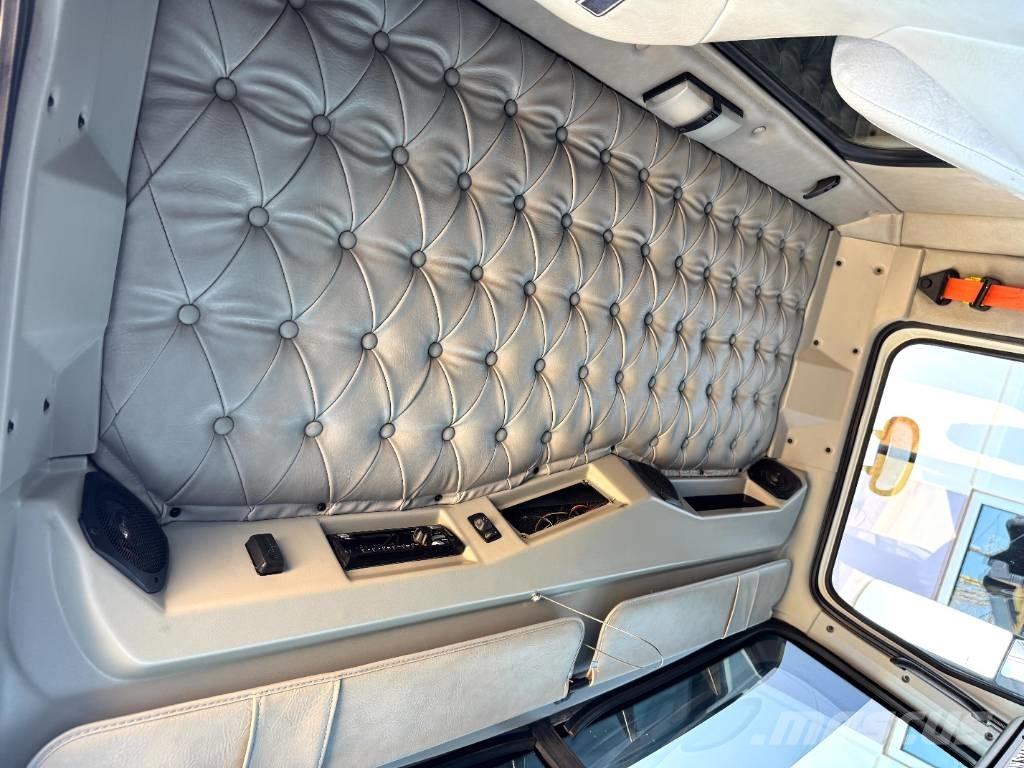 Western Star 4900 SA Sora- ja kippiautot