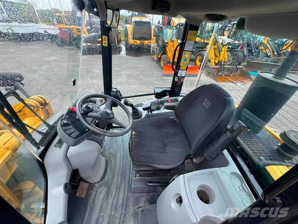 CAT 906 H Pyöräkuormaajat