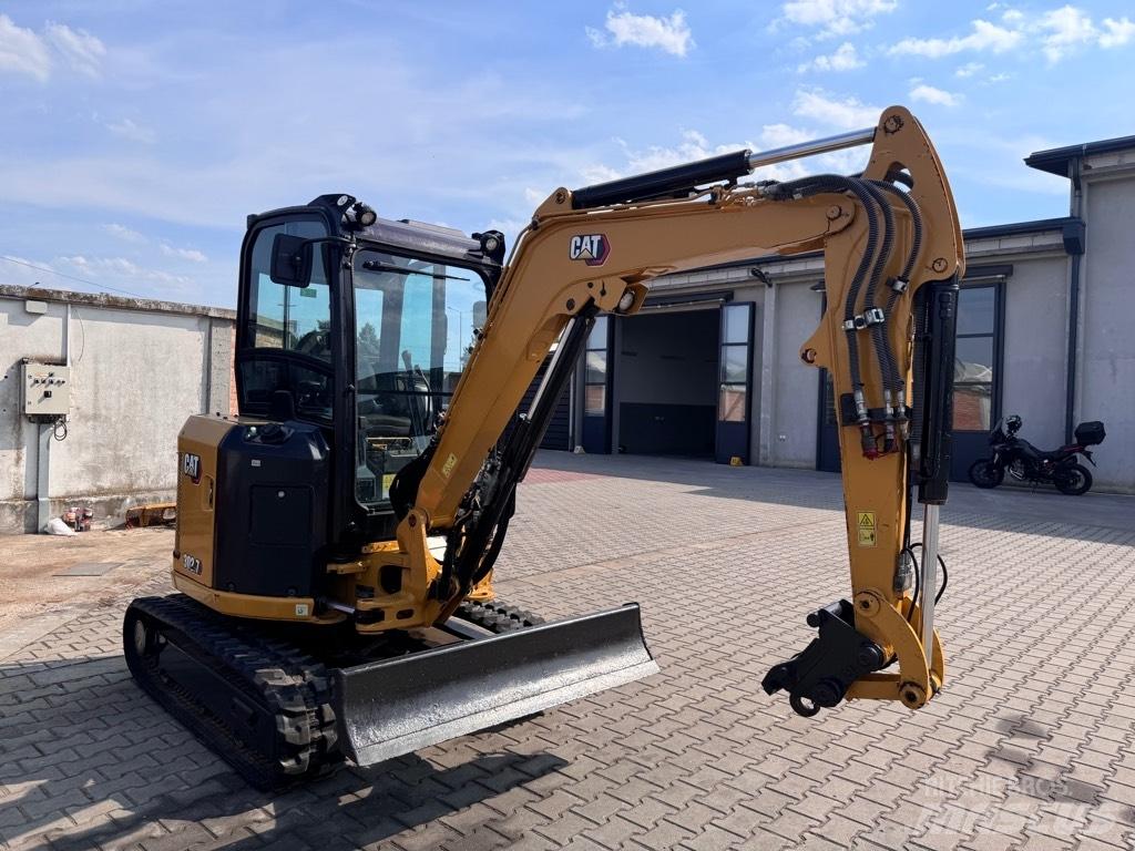 CAT 302.7 D CR Minikaivukoneet < 7t
