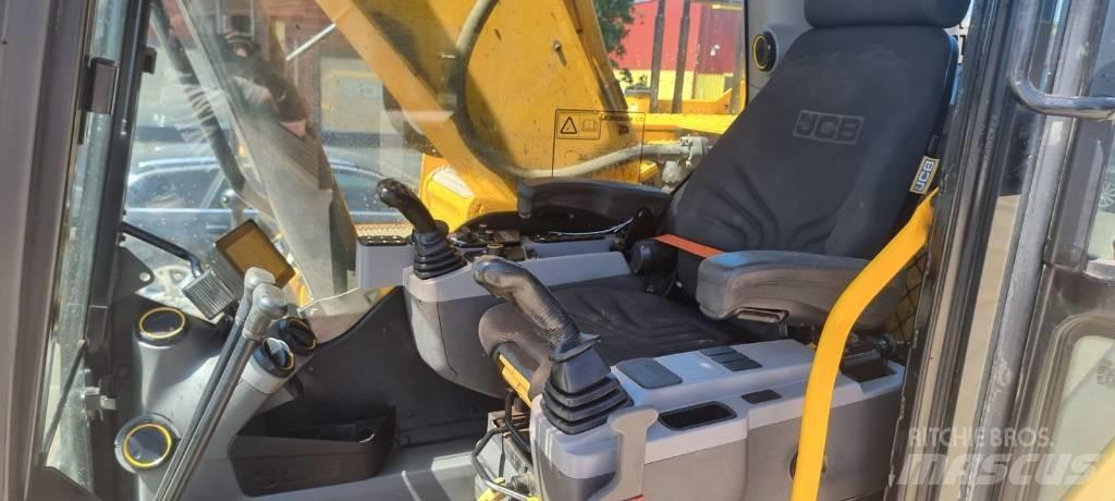 JCB 220 XL Telakaivukoneet