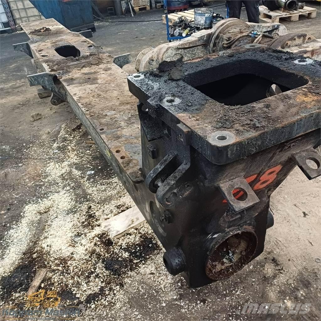 Komatsu 840tx Muut