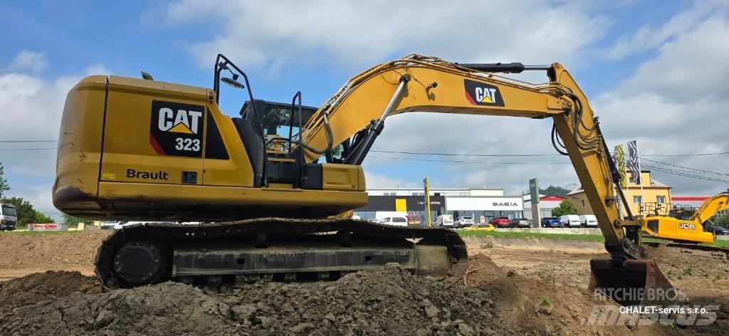 CAT 320 Telakaivukoneet