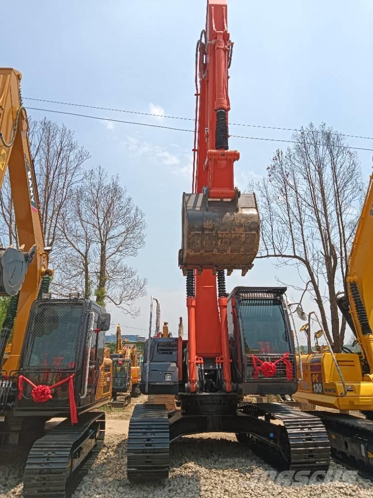 Hitachi ZX 240 Telakaivukoneet