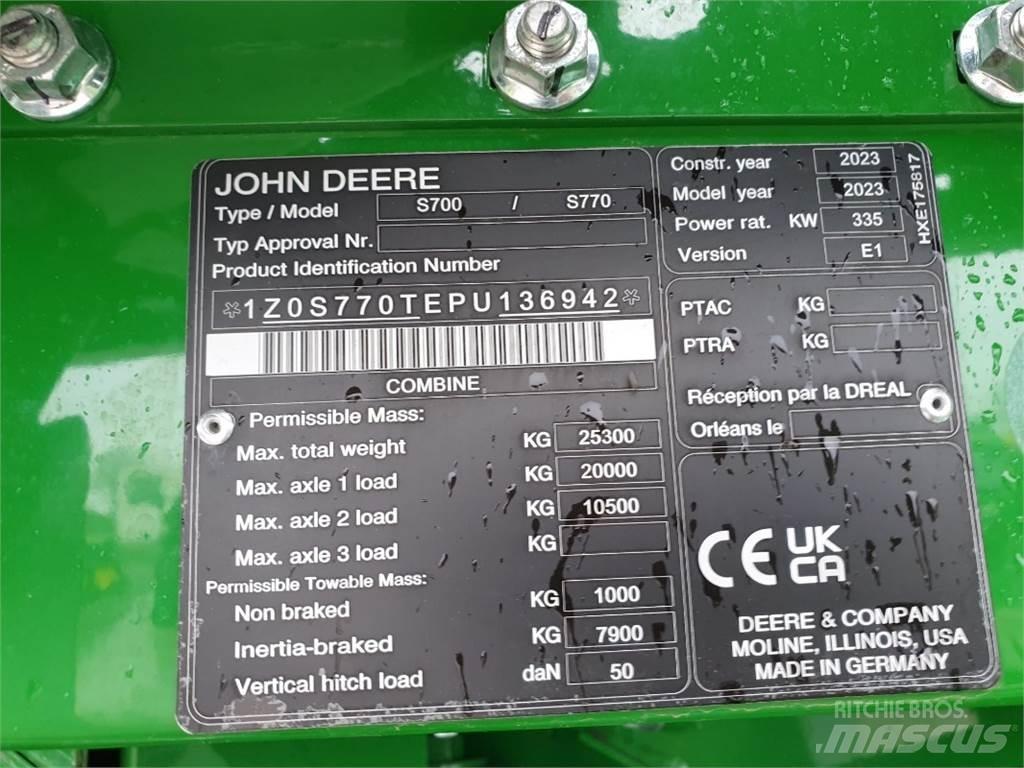 John Deere S770 Leikkuupuimurit