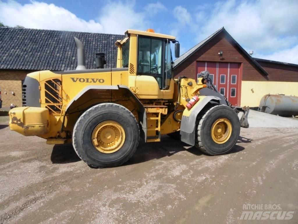 Volvo L 120 F Pyöräkuormaajat