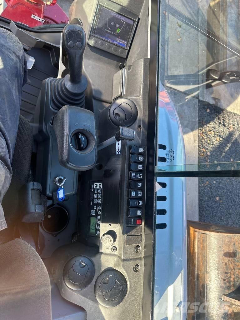 Takeuchi TB 230 Minikaivukoneet < 7t