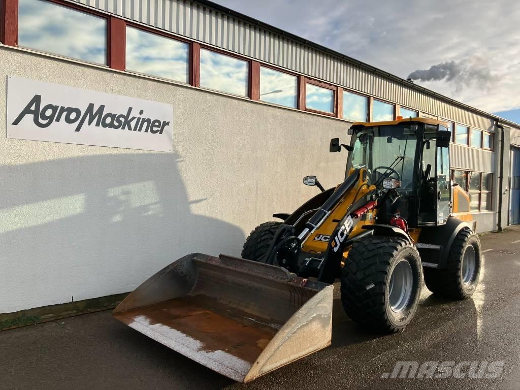 JCB 409 STAGE V - AGRI Pienkuormaajat
