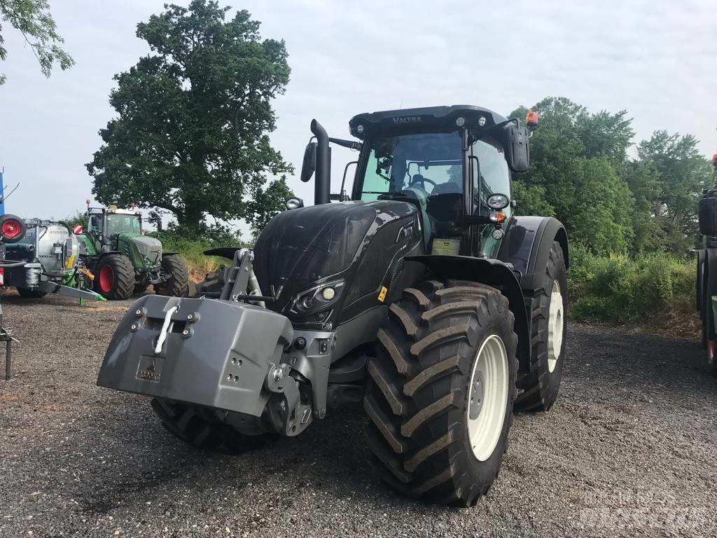 Valtra S 394 Traktorit