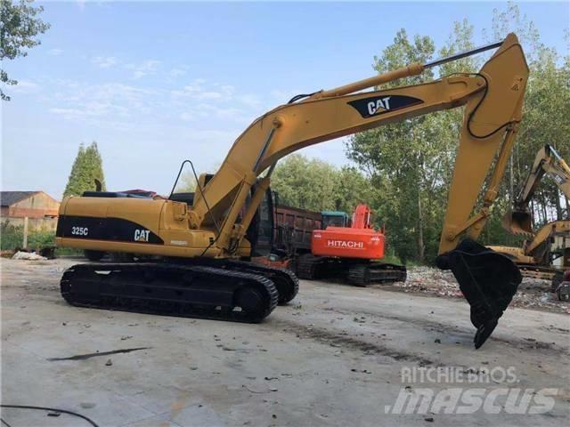 CAT 325C Telakaivukoneet