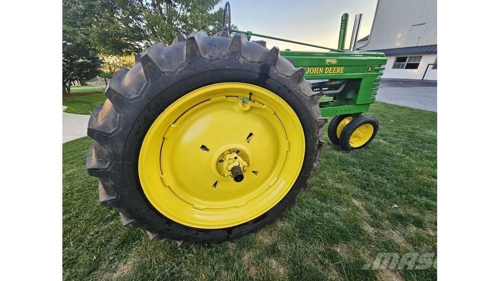 John Deere B Kaivukoneet