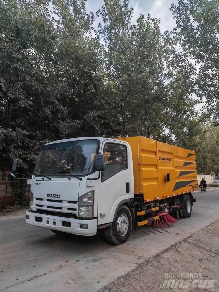 Isuzu ELF Lakaisuautot