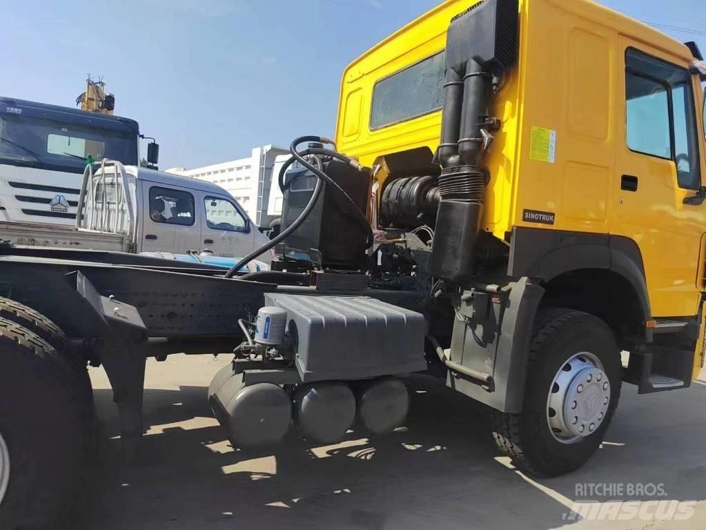 Howo Tractor  420 Vetopöytäautot