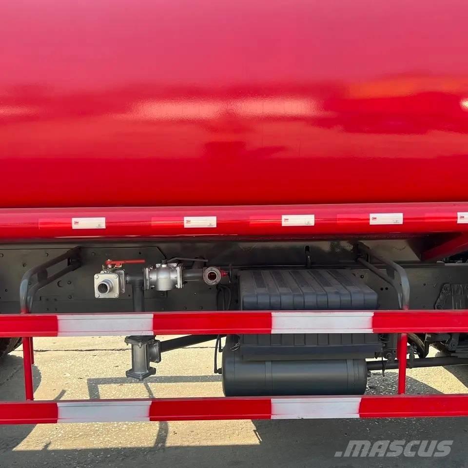 Howo 375 6x4 Vesisäiliöautot