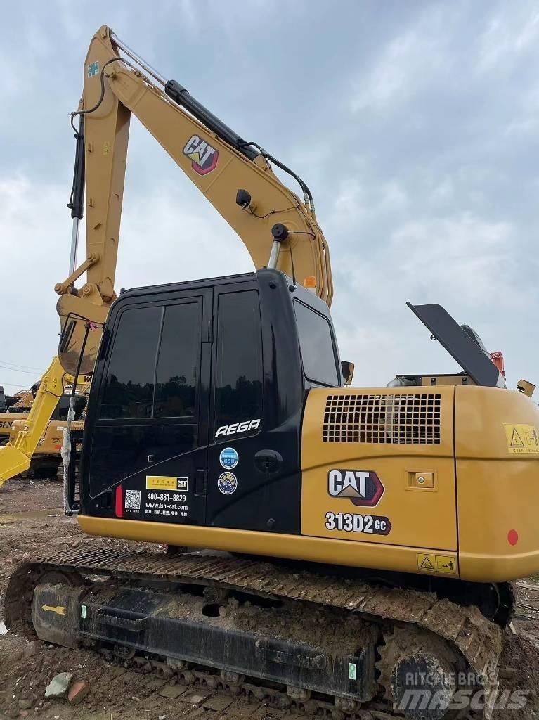 CAT 313D2GC Midikaivukoneet 7t - 12t