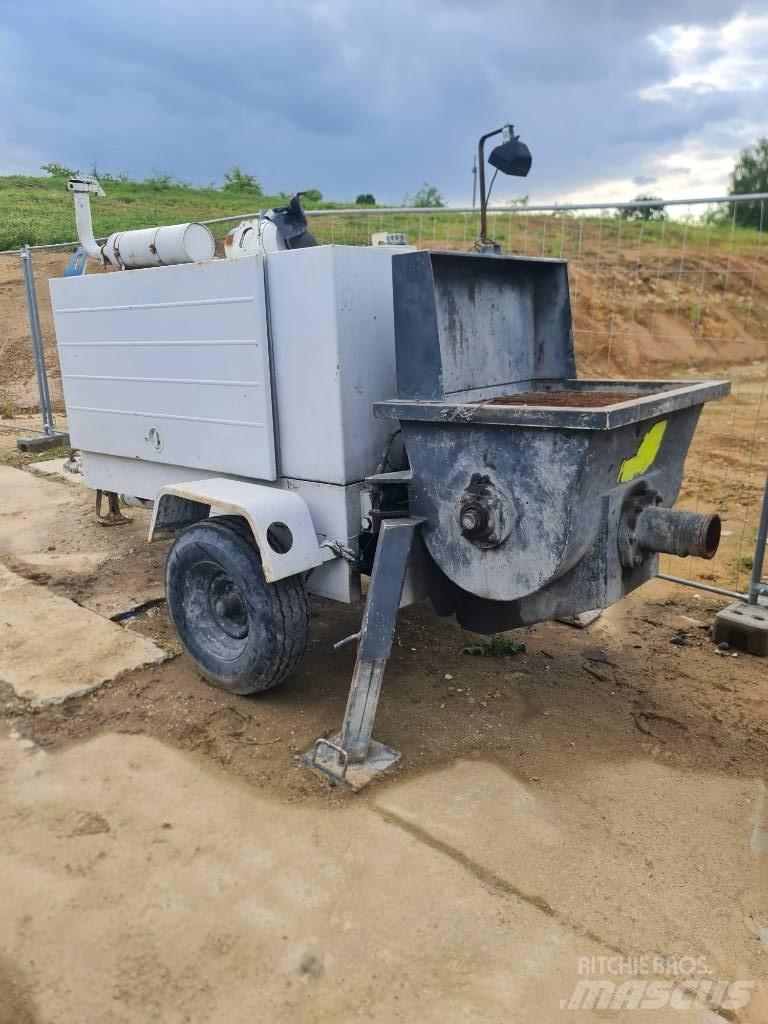  REED PUTZMEISTER M40 Betonipumppuautot