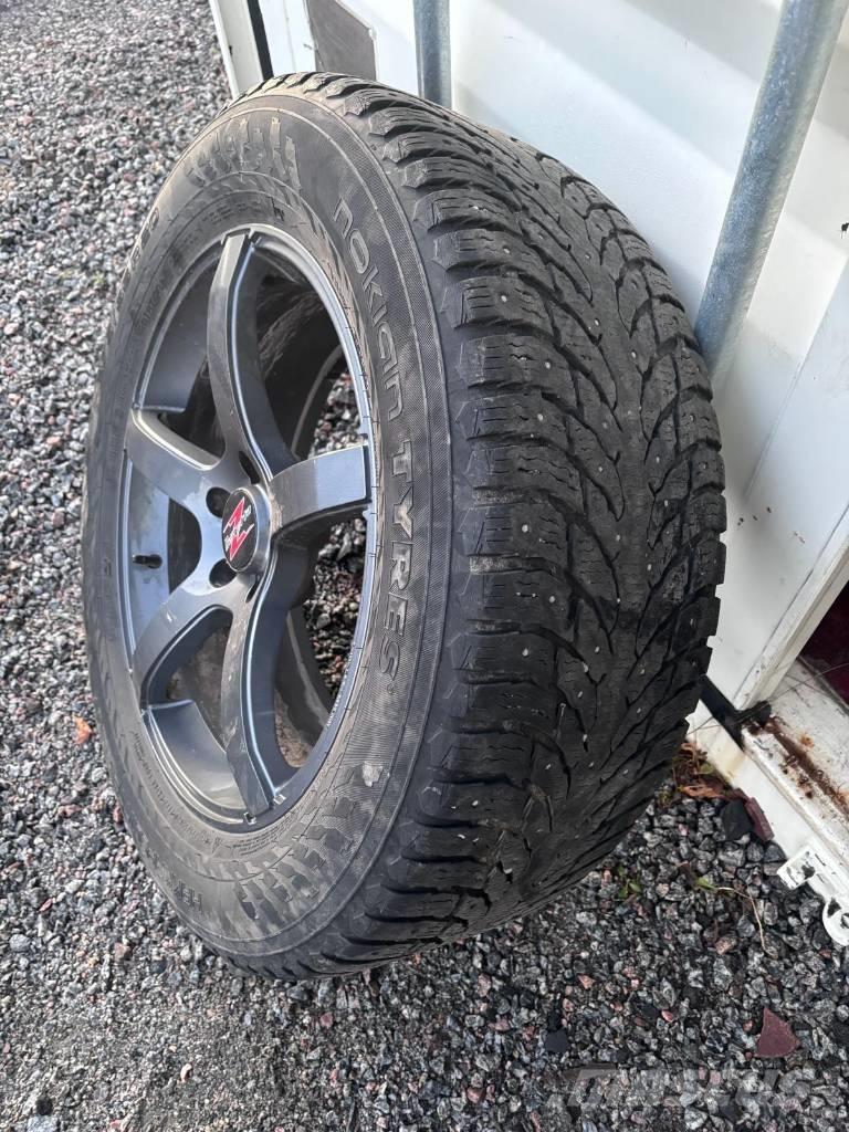 Volkswagen Amarok V6 Lava-autot