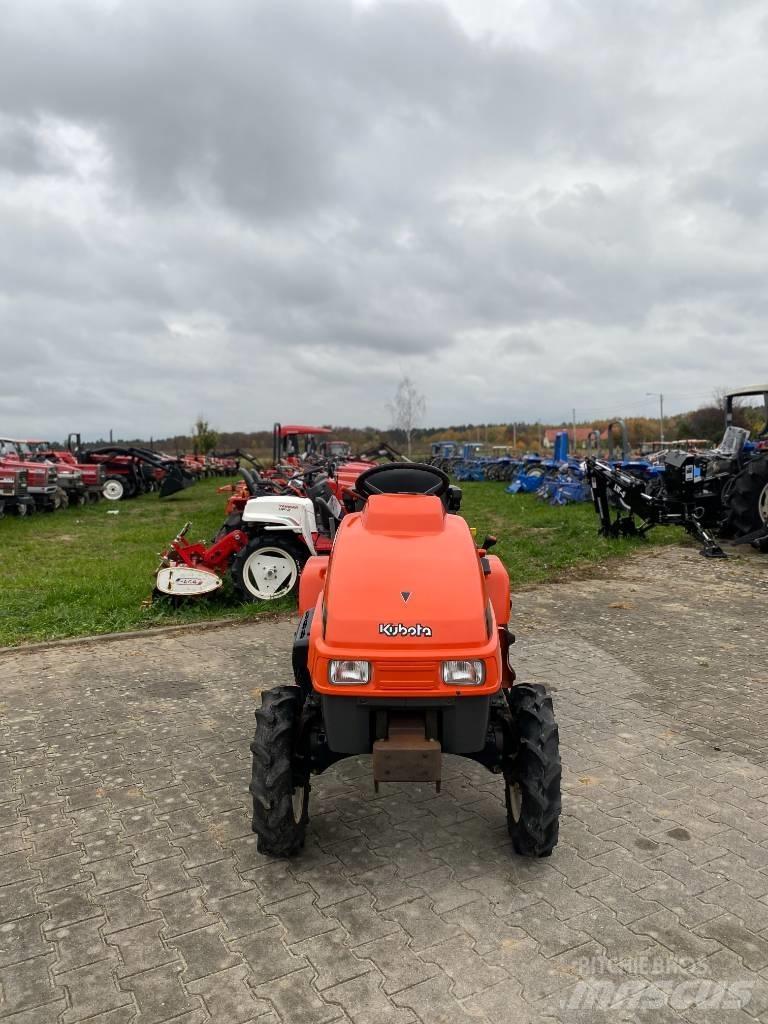 Kubota Aste A30 Taajamatraktorit