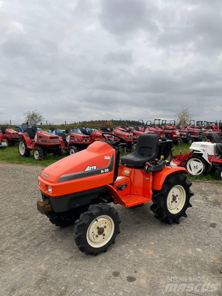 Kubota Aste A30 Taajamatraktorit
