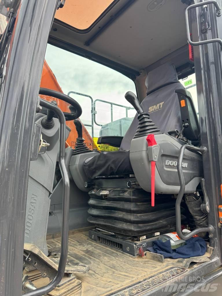 Doosan DX165WR-7 Pyöräkaivukoneet