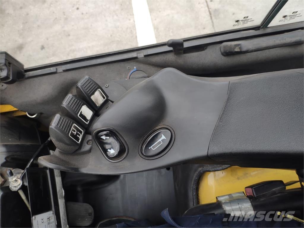 Hyster H3.5FT Nestekaasutrukit