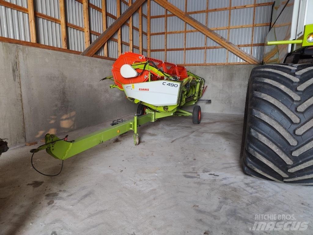 CLAAS Tucano 320 Leikkuupuimurit