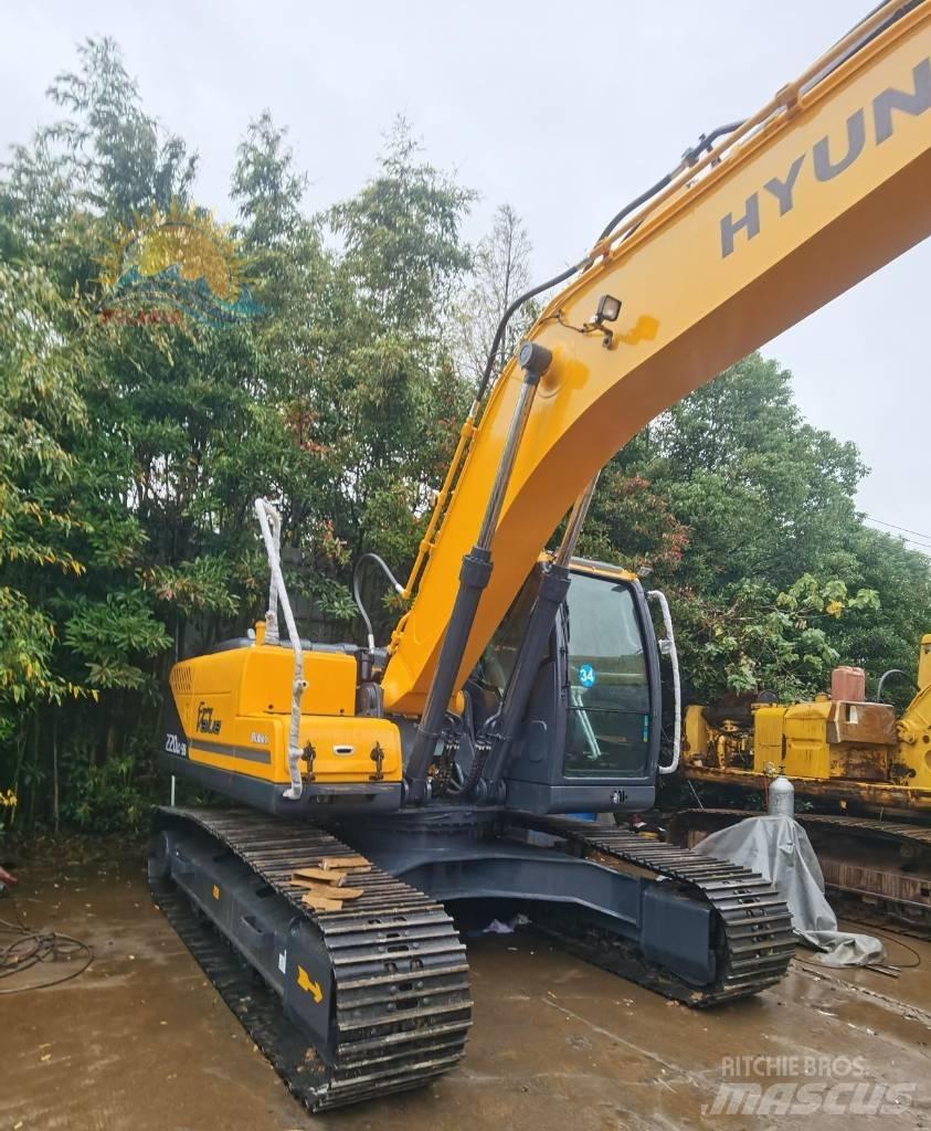 Hyundai R220LC-9S Pyöräkaivukoneet