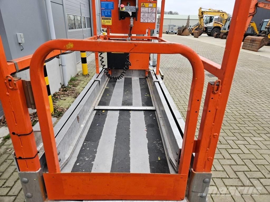 JLG 1930 ES Saksilavat