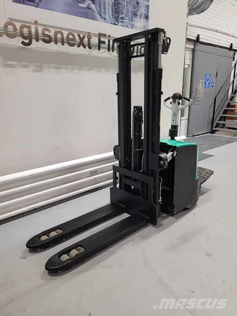 Mitsubishi SBP16N2IR Ajettavat pinoamisvaunut