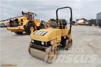 CAT CB 224 E Tandemjyrät