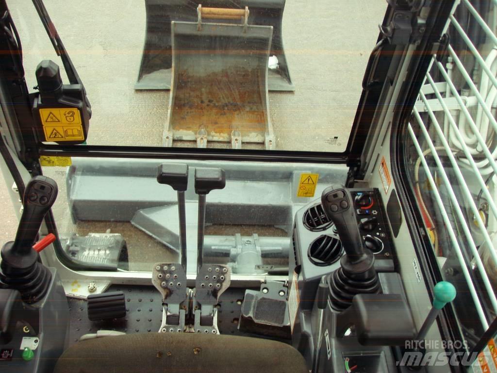 Takeuchi TB153FR Minikaivukoneet < 7t