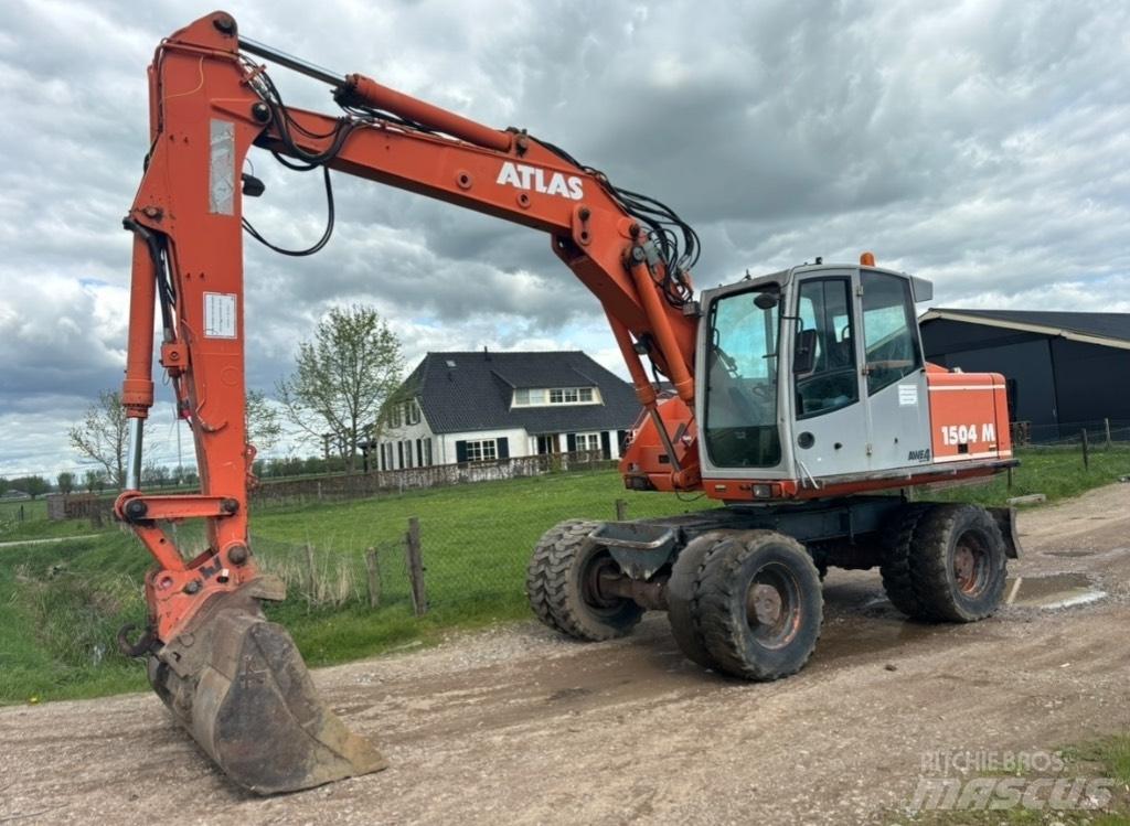 Atlas 1504 Pyöräkaivukoneet