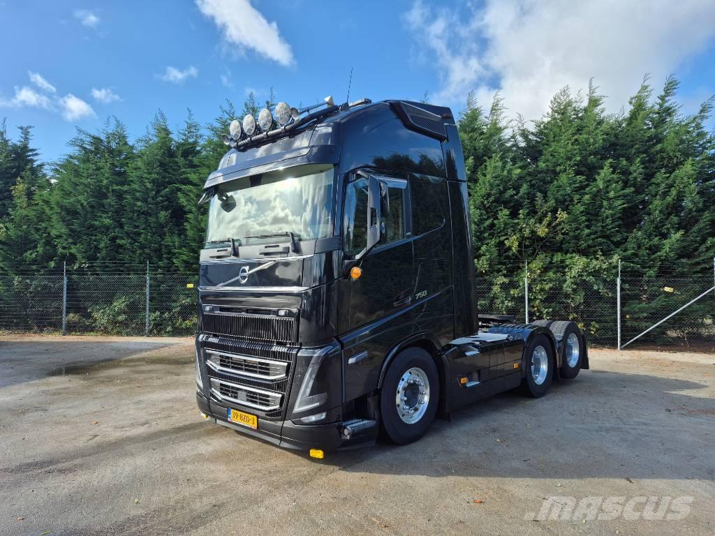 Volvo FH 16 750 Vetopöytäautot