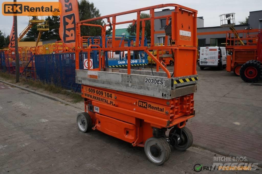 JLG 2030 ES Saksilavat