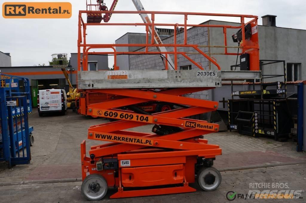 JLG 2030 ES Saksilavat