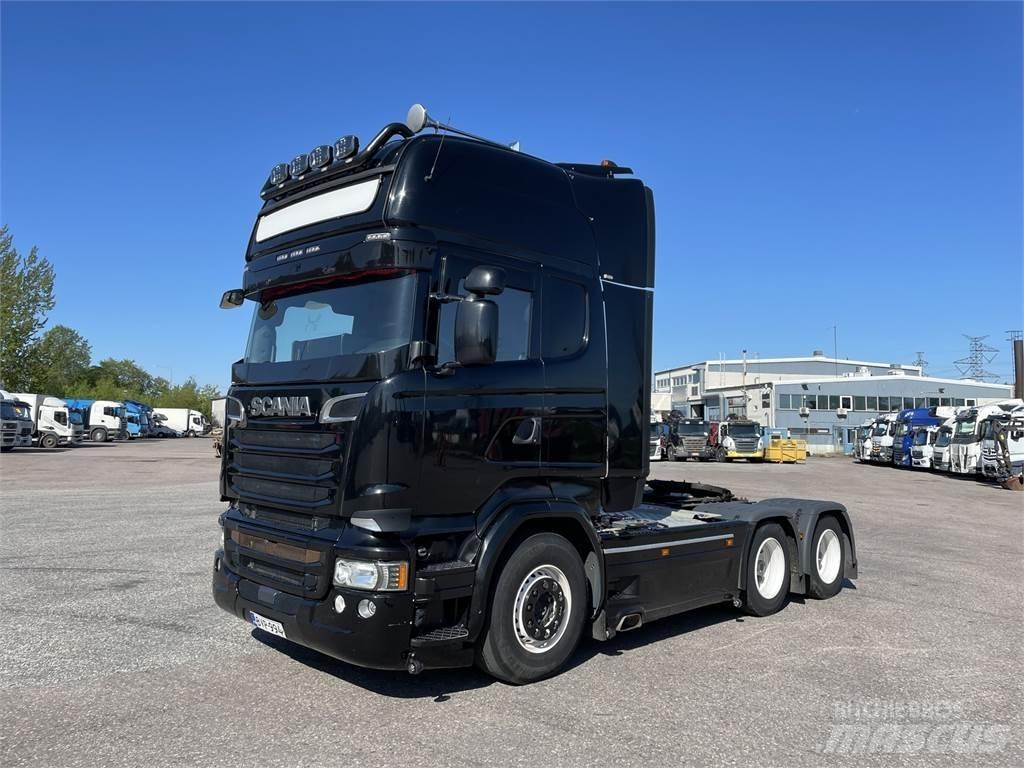 Scania R580 6x4 Vetopöytäautot