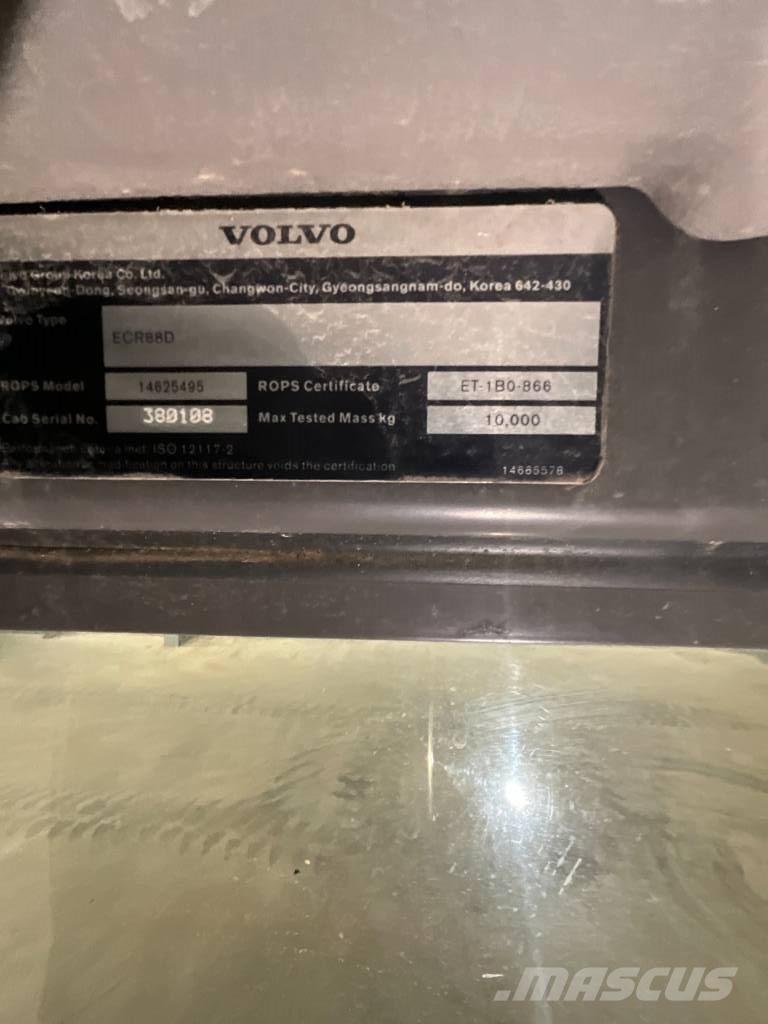 Volvo ECR 88 D Ohjaamo ja sisusta