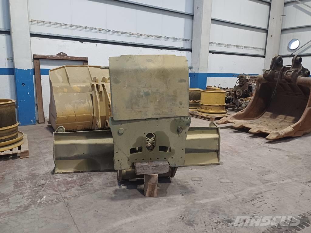 Volvo EW 180 D Puskulevyt