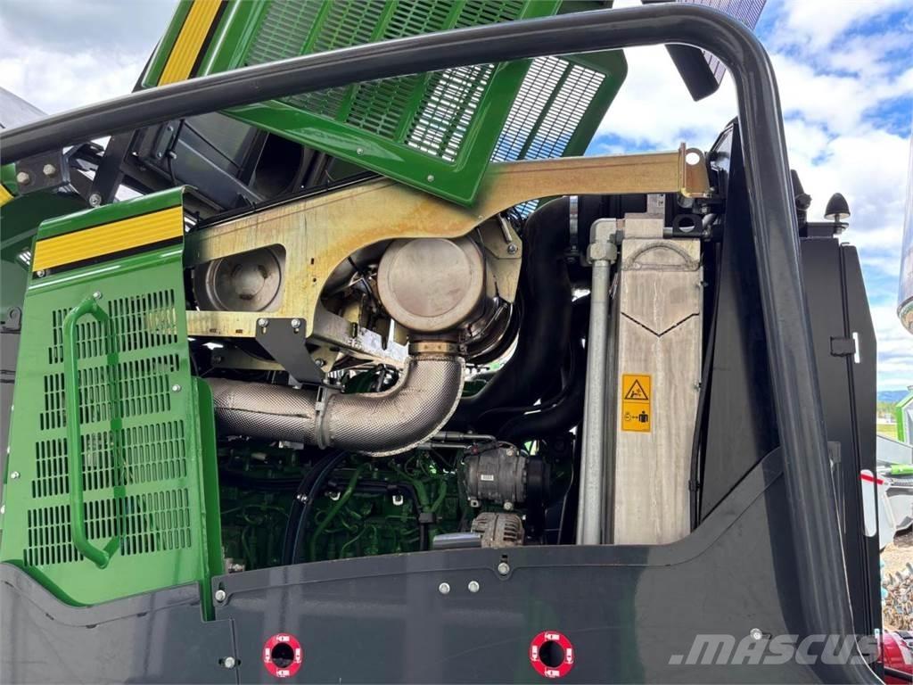 John Deere 1270 G Harvesterit