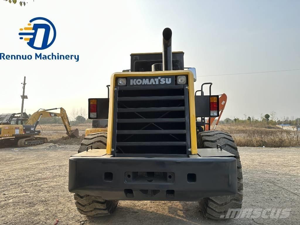 Komatsu WA380 Pyöräkuormaajat