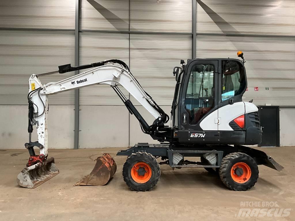 Bobcat E 57 W Pyöräkaivukoneet
