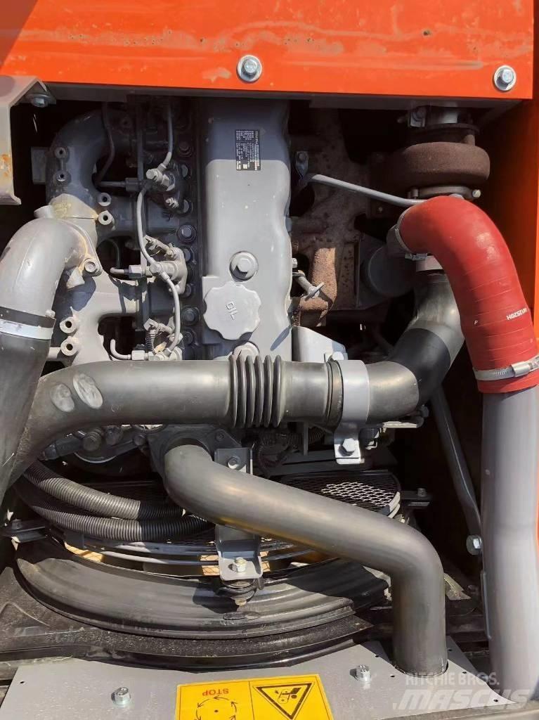 Hitachi ZX 120 Telakaivukoneet
