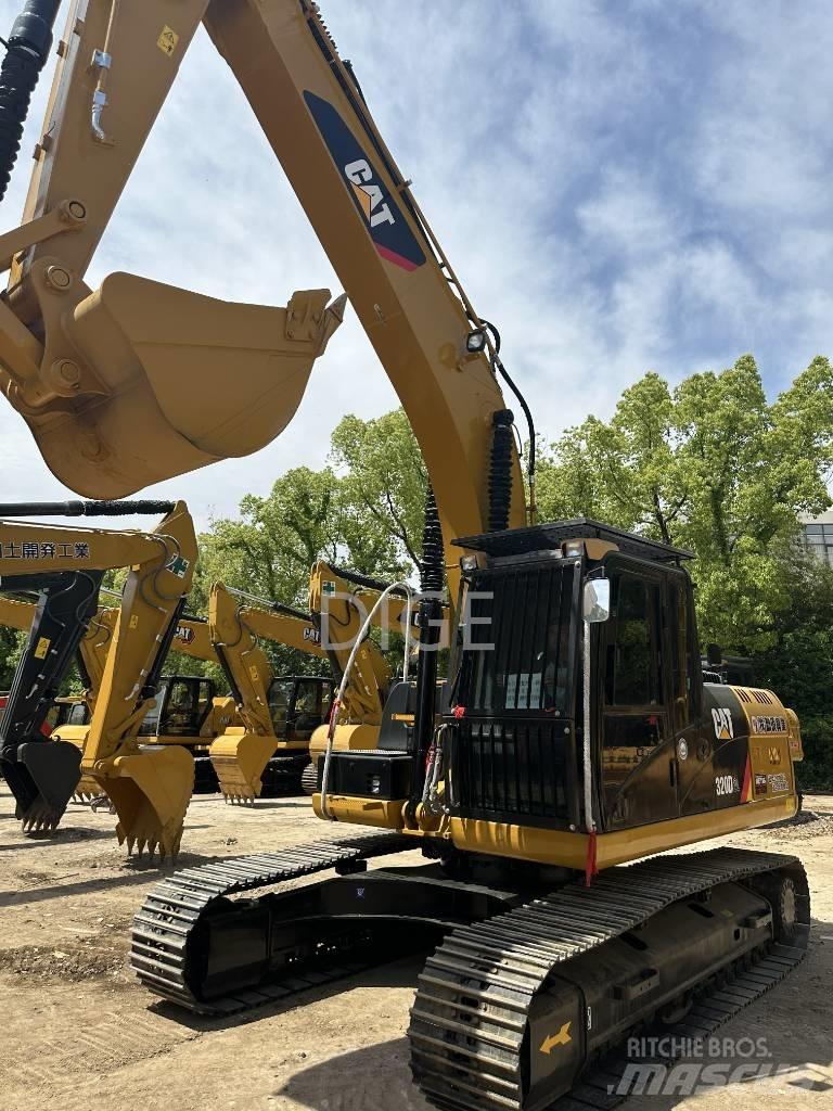 CAT CAT320D Midikaivukoneet 7t - 12t